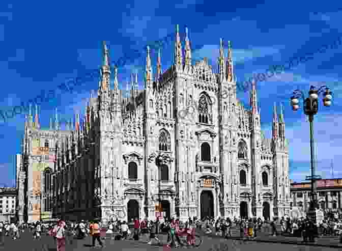 The Majestic Duomo Di Milano Milan Travel Guide: The Top 10 Highlights In Milan (Globetrotter Guide Books)